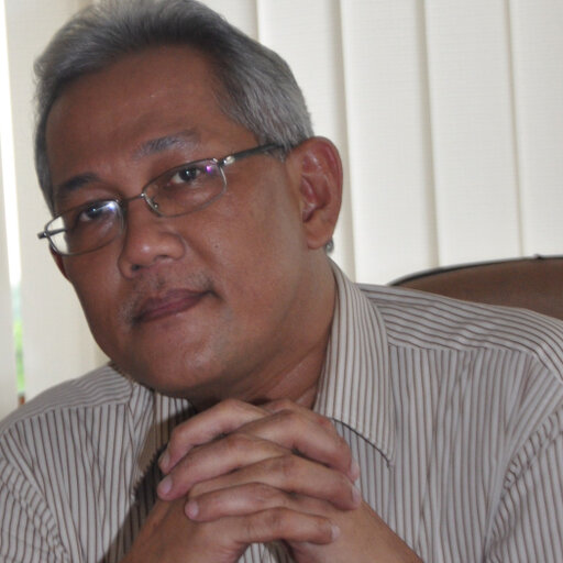 Foto Prof. Dr. R. Benny Agus Pribadi